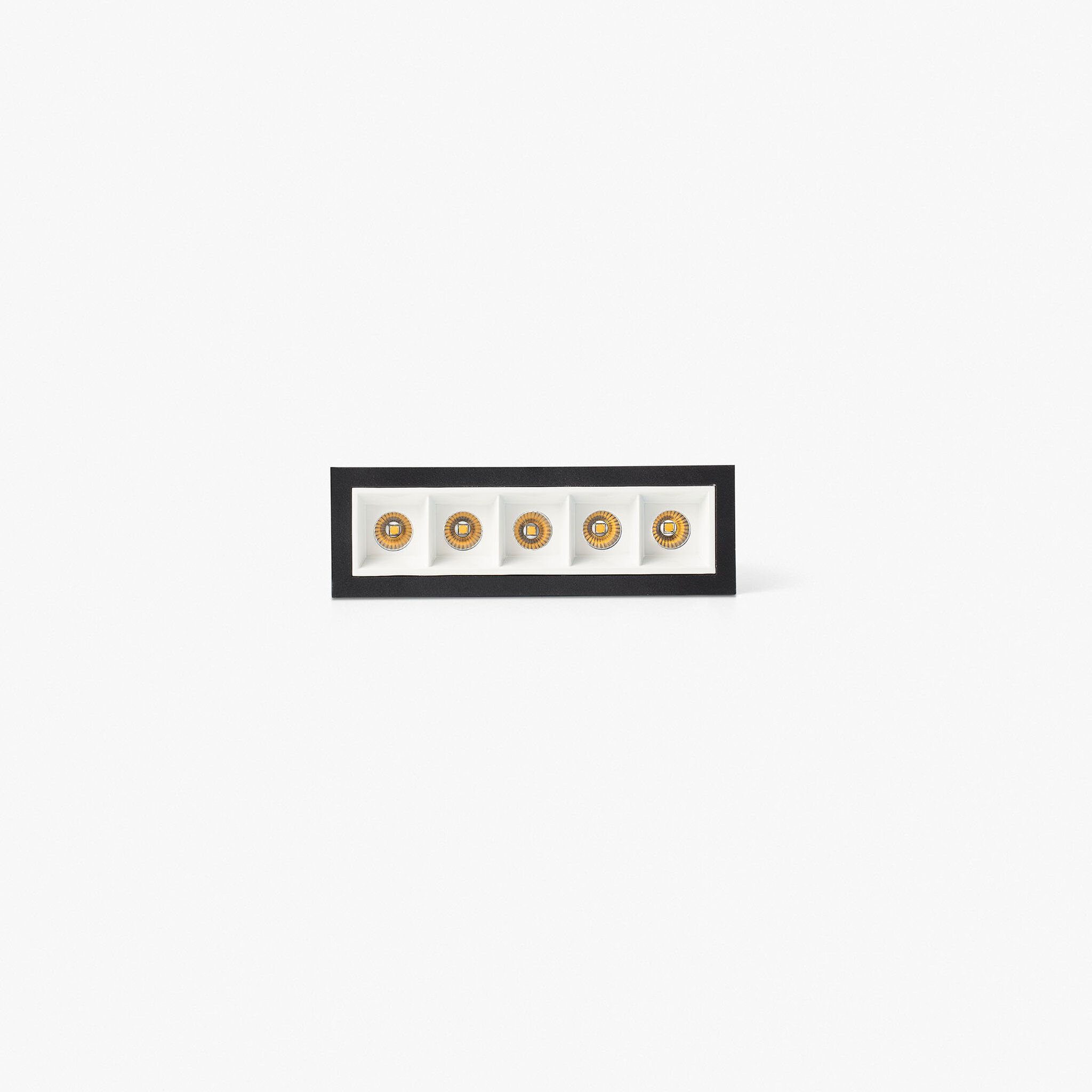 TROOP empotrable 5x2W negro-blanco 48° 2700K CRI90