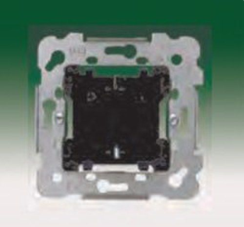 Enchufe ii + tt lateral + seguridad + bastidor + garras. p.mod