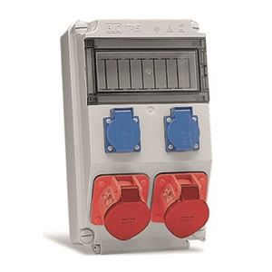Caja t con bases (2 de 2p + t 16A y 2 de 3p+